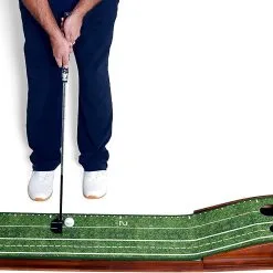CaddiesShack Perfect Putting Mat - Dustin Johnson - Standard Edition -CLUBS Shop 715ciKlwXgS. AC SL1500 02f1fc8d 0bf3 4963 8516 5db88797c7f3