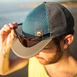 Sunday Afternoons Men's Vantage Point Trucker Hats -CLUBS Shop BlueMoon3